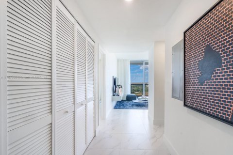 Condominio en venta en Sunrise, Florida, 2 dormitorios, 93.18 m2 № 1985494 - foto 18