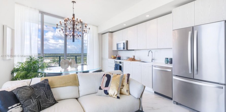 Condominio en Sunrise, Florida, 2 dormitorios № 1985494