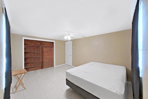 House in Hudson, Florida 2 bedrooms, 93.83 sq.m. № 1918084 - photo 6