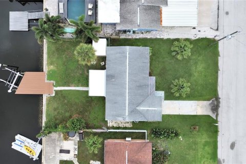 House in Hudson, Florida 2 bedrooms, 93.83 sq.m. № 1918084 - photo 14
