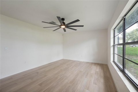 Casa en venta en Spring Hill, Florida, 3 dormitorios, 139.17 m2 № 2200477 - foto 18
