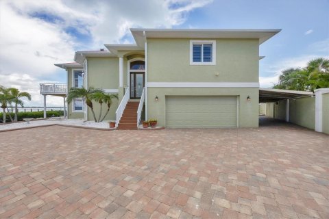 House in Englewood, Florida 3 bedrooms, 232.63 sq.m. № 1904371 - photo 6
