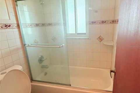 Снять в аренду виллу или дом в Кэсселберри, Флорида 7 комнат, 127.65м2, № 2198928 - фото 17