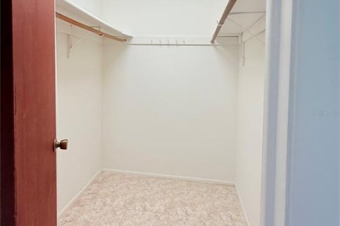 Снять в аренду виллу или дом в Кэсселберри, Флорида 7 комнат, 127.65м2, № 2198928 - фото 9