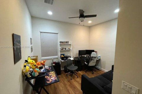 Снять в аренду виллу или дом в Уэстлейк, Флорида 4 спальни, 214.14м2, № 2066795 - фото 30