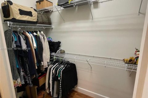 Снять в аренду виллу или дом в Уэстлейк, Флорида 4 спальни, 214.14м2, № 2066795 - фото 20