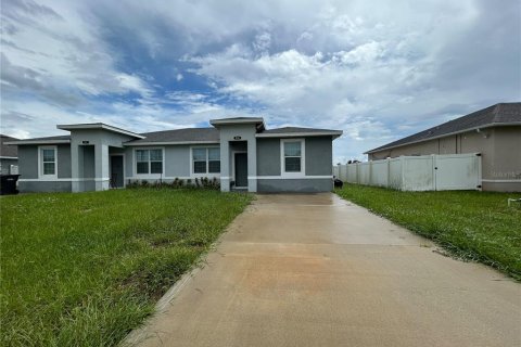 Appartement à Poinciana, Floride 3 chambres, 131.55 m2 № 2396817