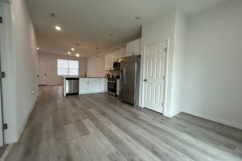 Appartement à louer à Poinciana, Floride: 3 chambres, 131.55 m2 № 2396817 - photo 8