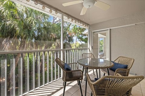 Condo in Sarasota, Florida, 2 bedrooms  № 2225369 - photo 14