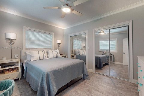 Casa en venta en Miami, Florida, 3 dormitorios, 236.71 m2 № 1942044 - foto 14