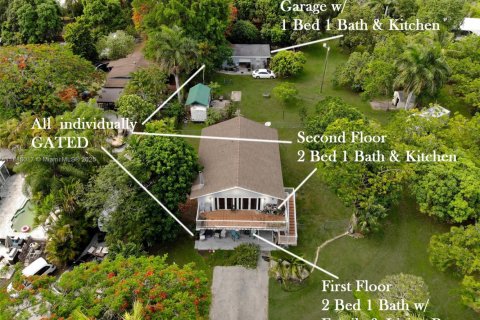Casa en venta en Miami, Florida, 3 dormitorios, 236.71 m2 № 1942044 - foto 3