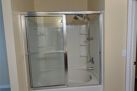 House in Kissimmee, Florida 3 bedrooms, 143.16 sq.m. № 1535214 - photo 10