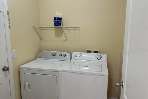 House in Kissimmee, Florida 3 bedrooms, 143.16 sq.m. № 1535214 - photo 6