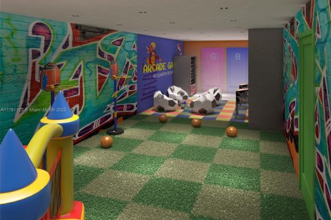 Condo in Hallandale Beach, Florida, 1 bedroom  № 2037112 - photo 26