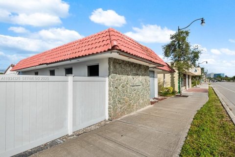 Propiedad comercial en Hollywood, Florida № 2077151