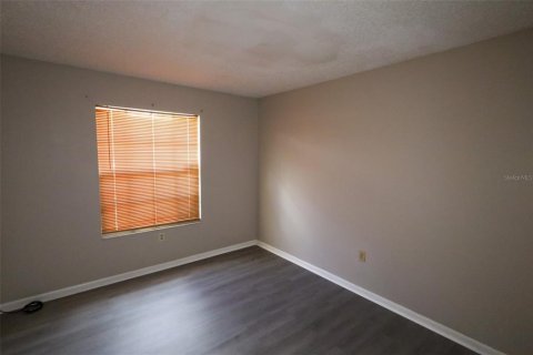 Villa ou maison à louer à Ocala, Floride: 3 chambres, 145.02 m2 № 2148103 - photo 10