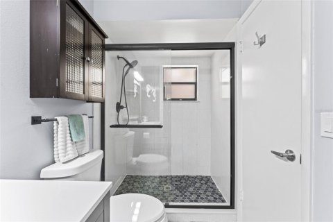 House in Edgewater, Florida 2 bedrooms, 121.14 sq.m. № 2155961 - photo 16