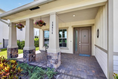 House in Loxahatchee Groves, Florida 5 bedrooms, 350.43 sq.m. № 2087555 - photo 6