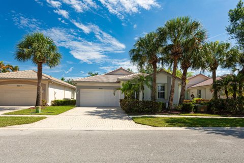 House in West Palm Beach, Florida 3 bedrooms, 182.18 sq.m. № 2177047 - photo 5
