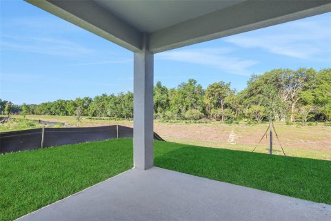 House in Tavares, Florida 4 bedrooms, 148.46 sq.m. № 2152398 - photo 4
