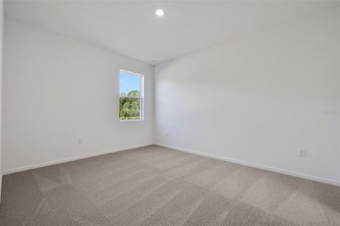 House in Tavares, Florida 4 bedrooms, 148.46 sq.m. № 2152398 - photo 26