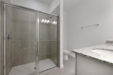 House in Tavares, Florida 4 bedrooms, 148.46 sq.m. № 2152398 - photo 7