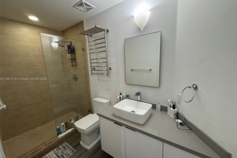 Condominio en venta en North Bay Village, Florida, 2 dormitorios, 103.4 m2 № 1949027 - foto 24