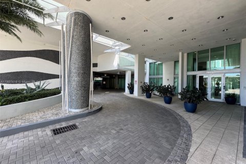 Condominio en venta en North Bay Village, Florida, 2 dormitorios, 103.4 m2 № 1949027 - foto 5