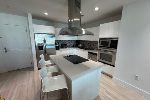 Condominio en venta en North Bay Village, Florida, 2 dormitorios, 103.4 m2 № 1949027 - foto 10