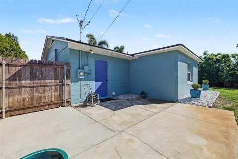 Casa en venta en Saint Petersburg, Florida, 3 dormitorios, 105.44 m2 № 2383374 - foto 21