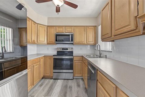 Casa en venta en Saint Petersburg, Florida, 3 dormitorios, 105.44 m2 № 2383374 - foto 9