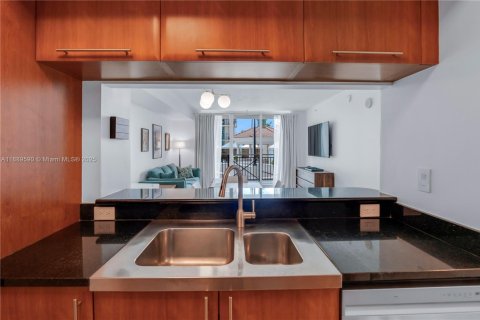 Condominio en venta en Fort Lauderdale, Florida, 1 dormitorio, 76.46 m2 № 1944632 - foto 11