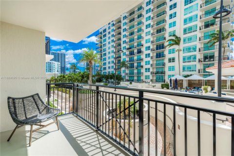 Condominio en venta en Fort Lauderdale, Florida, 1 dormitorio, 76.46 m2 № 1944632 - foto 22