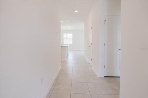 House in Lake Alfred, Florida 3 bedrooms, 122.17 sq.m. № 1815397 - photo 2