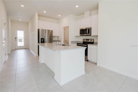 House in Lake Alfred, Florida 3 bedrooms, 122.17 sq.m. № 1815397 - photo 7