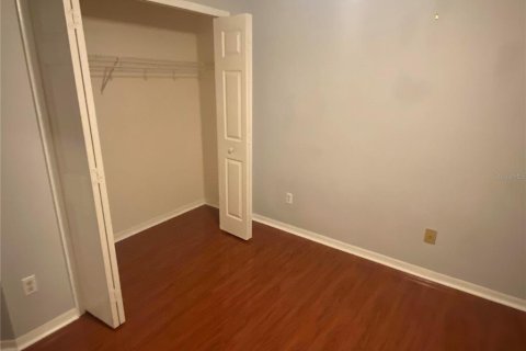 Villa ou maison à louer à Orlando, Floride: 4 chambres, 210.61 m2 № 2430880 - photo 10
