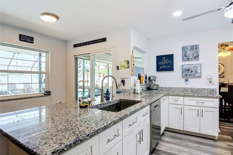 Casa en venta en Spring Hill, Florida, 3 dormitorios, 178.74 m2 № 2227071 - foto 20