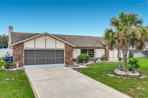 Casa en venta en Spring Hill, Florida, 3 dormitorios, 178.74 m2 № 2227071 - foto 2