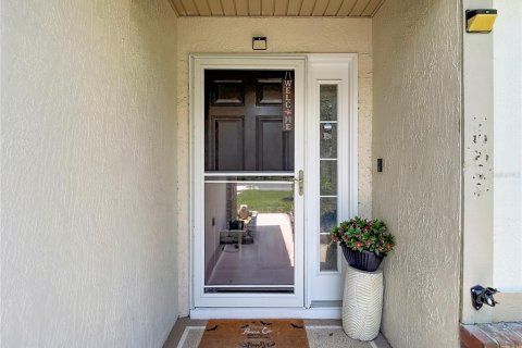 Casa en venta en Spring Hill, Florida, 3 dormitorios, 178.74 m2 № 2227071 - foto 6
