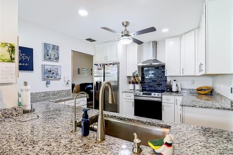 Casa en venta en Spring Hill, Florida, 3 dormitorios, 178.74 m2 № 2227071 - foto 23