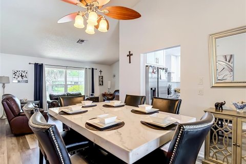 Casa en venta en Spring Hill, Florida, 3 dormitorios, 178.74 m2 № 2227071 - foto 16