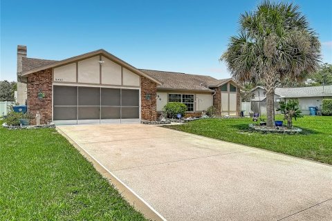 Casa en venta en Spring Hill, Florida, 3 dormitorios, 178.74 m2 № 2227071 - foto 5