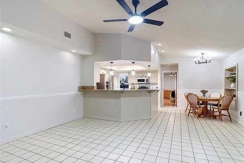 House in Tampa, Florida 3 bedrooms, 163.51 sq.m. № 2428731 - photo 18