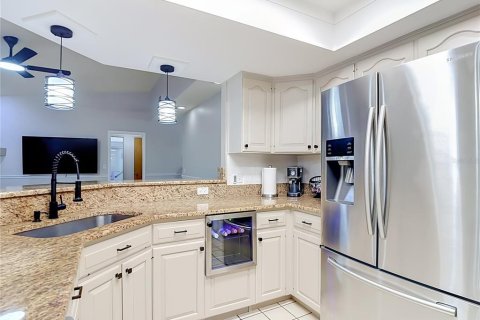 House in Tampa, Florida 3 bedrooms, 163.51 sq.m. № 2428731 - photo 12