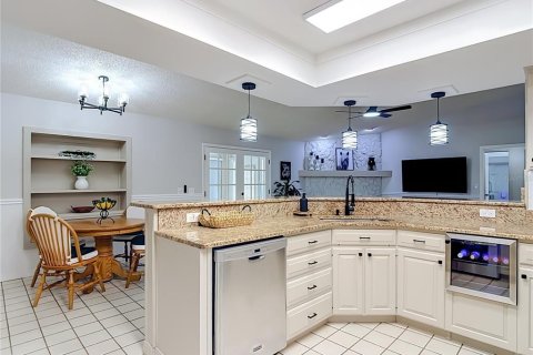 House in Tampa, Florida 3 bedrooms, 163.51 sq.m. № 2428731 - photo 10