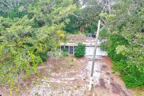 House in Clearwater, Florida 1 bedroom, 58.53 sq.m. № 891022 - photo 1