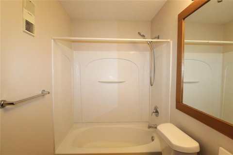 Condominio en alquiler en Bradenton, Florida, 2 dormitorios, 117.99 m2 № 1799944 - foto 14