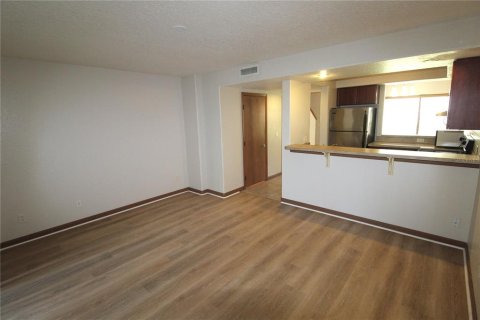 Condominio en alquiler en Bradenton, Florida, 2 dormitorios, 117.99 m2 № 1799944 - foto 9