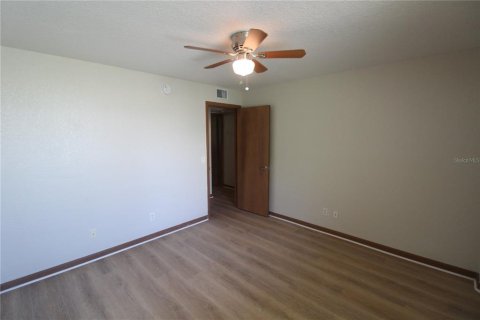 Condominio en alquiler en Bradenton, Florida, 2 dormitorios, 117.99 m2 № 1799944 - foto 17