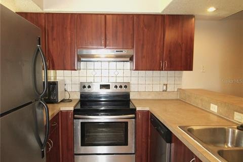 Condominio en alquiler en Bradenton, Florida, 2 dormitorios, 117.99 m2 № 1799944 - foto 2